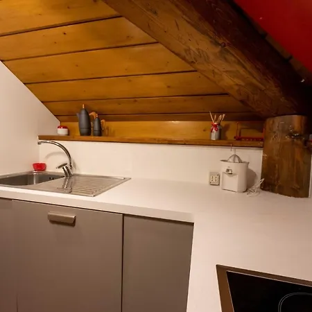 Apartment Mansarda Villa Emilia