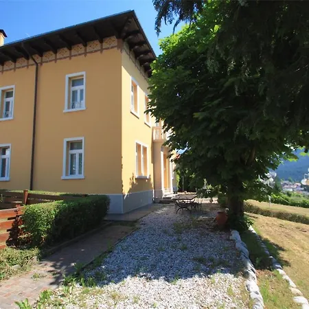 Mansarda Villa Emilia Apartment *